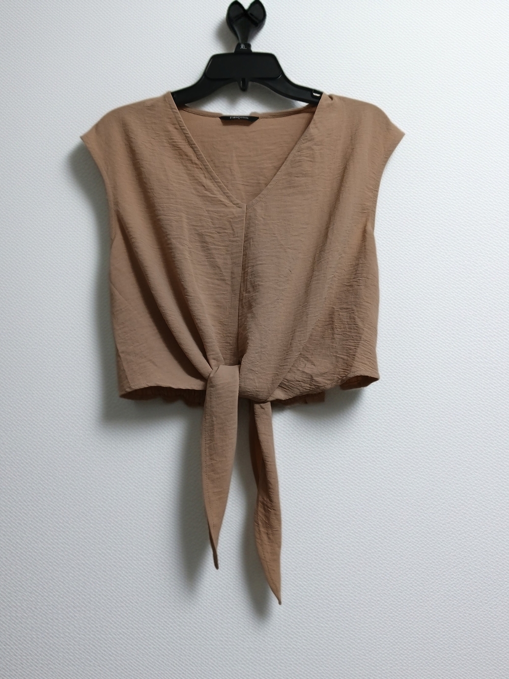 Womans Fashion Tan Tie-Front Crop Top